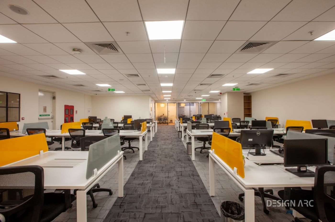 Coworking desk in Whitefield EPIP Zone