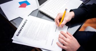 Coworking space membership plans and pricing options for professionals