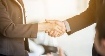 Networking and community events in a coworking space for business growth